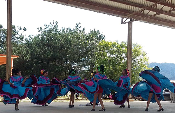 Antorcha Sigue Llevando Cultura A Donde Pertenece Al Pueblo