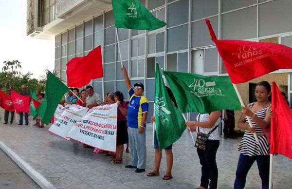 Antorchistas de Campeche levantan plantón frente a Palacio de Gobierno 
