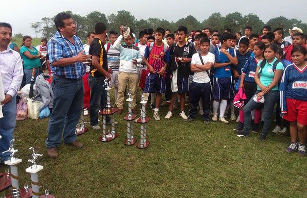 Impulsa deporte Antorcha en la Sierra Norte