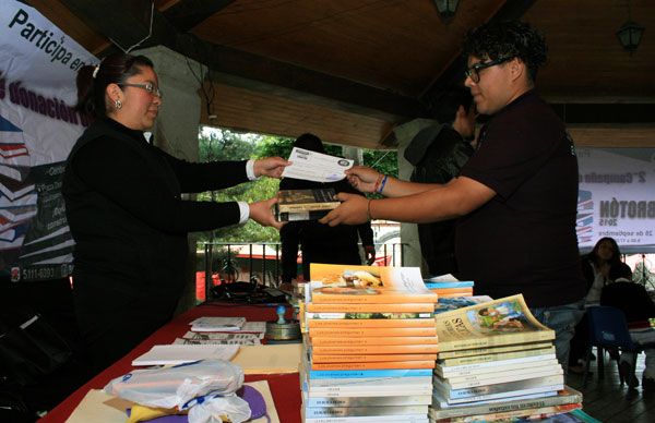 Biblioteca Municipal de Chimalhuacán realizó segunda edición de Librotón 