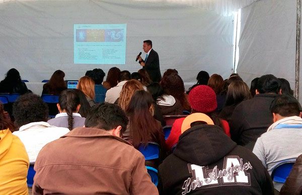 Preparan a directivos de Chimalhuacán para hacerle frente a la Reforma Educativa