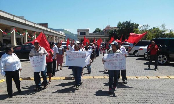 Solicitan antorchistas obras y servicios a la nueva administración municipal de Tuxpan