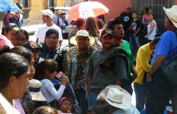 Antorchistas abanderan demandas de regularización de predios de la comunidad de Ojo Caliente, SLP