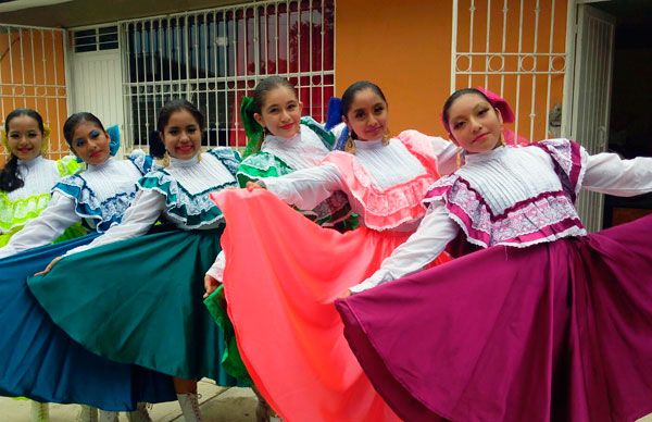 Antorcha fomenta la cultura en la región del istmo