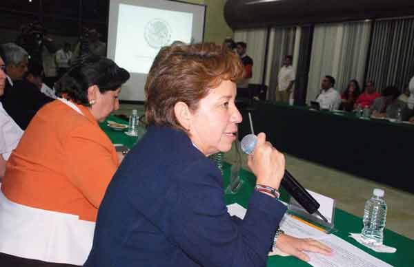 Pide Maricela Serrano mayores recursos para FONHAPO 