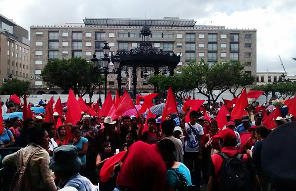 Anuncian antorchistas tres marchas y plantón indefinido en la ciudad de Guadalajara.