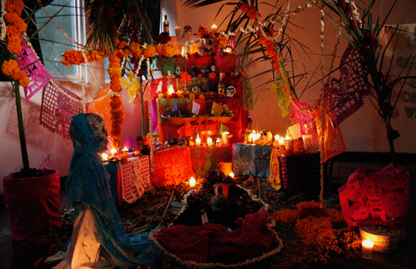 UCAP celebra el día de muertos 