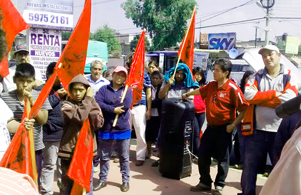 Protestan antorchistas de Ixtapaluca por incumplimientos de CFE
