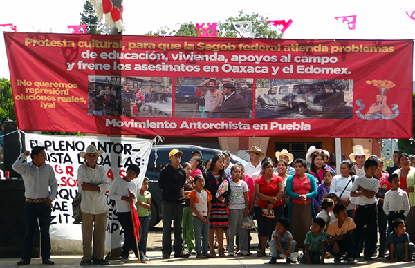 Huauchinango se suma a protesta nacional cultural