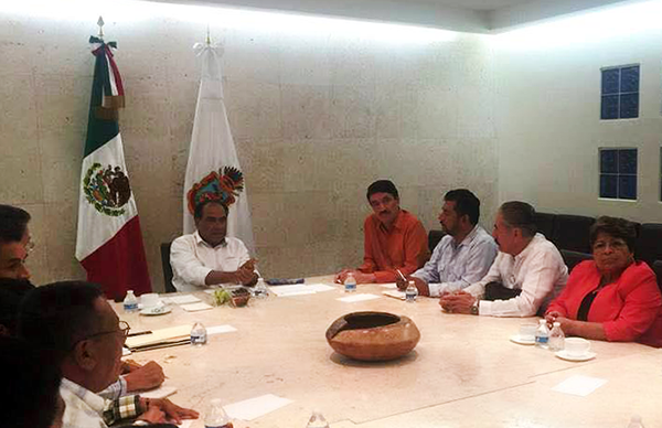Homero Aguirre y diputados antorchistas encabezan reunión con gobernador de Guerrero