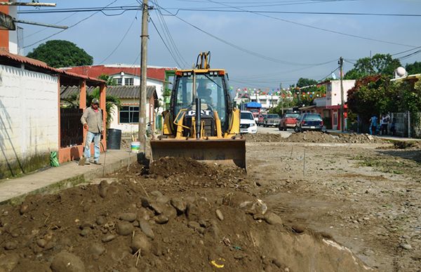 Antorcha logra recursos para segunda etapa de pavimentación en San Rafael