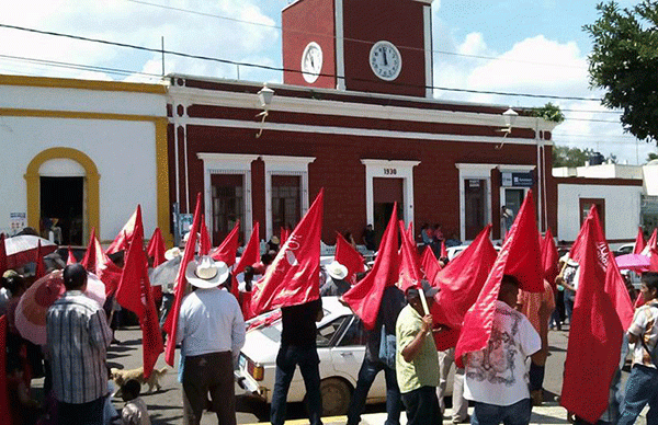 Casi dos años y alcalde de Santa María del Oro, no cumple con compromisos