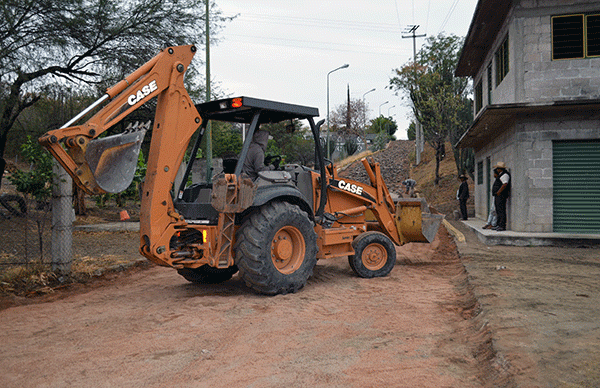 Logra Antorcha pavimentación en Xayacatlán