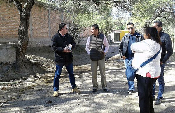 Realizan funcionarios del ayuntamiento recorrido por colonias vulnerables