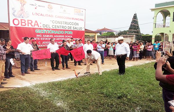 Gracias a Antorcha Mecayapan contará con centro de salud