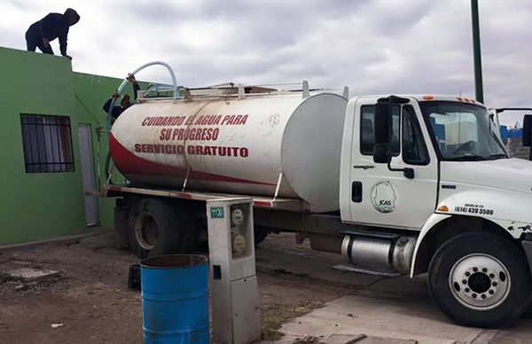 Un mes sin agua en Vistas de San Guillermo está provocando estragos en la población