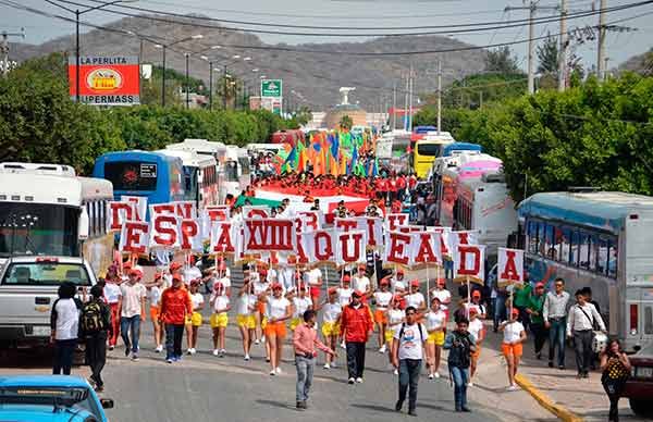 Con magno desfile inicia XVIII Espartaqueada Deportiva en Tecomatlán