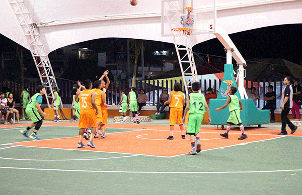 Emociona encuentros de basquetbol en Espartaqueada deportiva