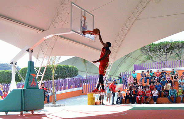 Adrenalina y destreza en competencia de basquetbol - Movimiento Antorchista  Nacional