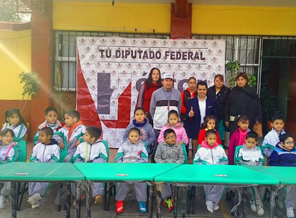 Diputado federal Héctor Javier Álvarez impulsa la educación