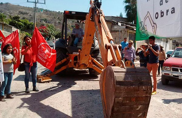 Inician obras de pavimentación en Emiliano Zapata  