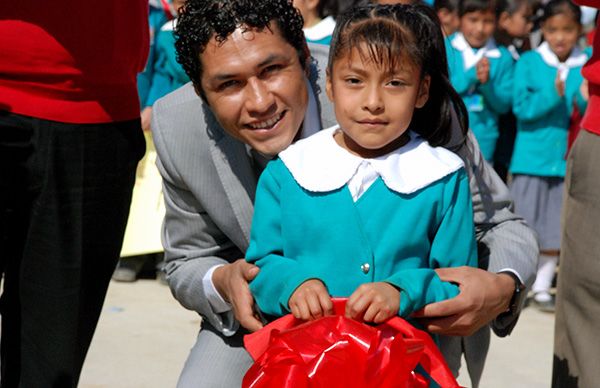 Construirán diez aulas para preescolar y primaria en Rey Izcóatl