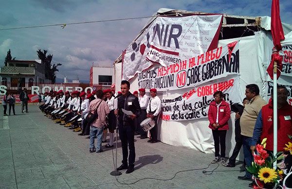 Con concurso de escoltas, exigen un alto a políticas represivas