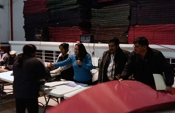 Entregan apoyos a municipios en situación de emergencia