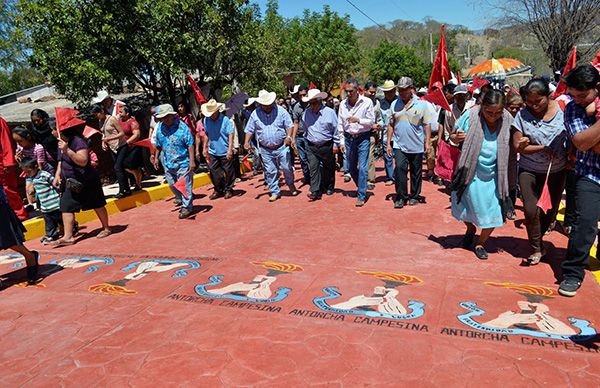 Inauguran calle en San Pedro Yeloixtlahuaca