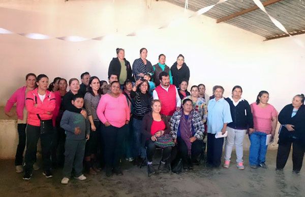 Visita  Osvaldo ávila comunidades para informar de  avance en gestión de obras 2016