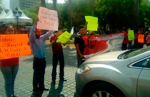 Les retiran subsidio de Casa del Estudiante y tampoco los apoyan para estudios