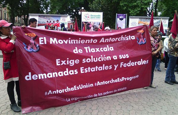 Exigen antorchistas a Induvit respete acuerdos sobre apoyo de vivienda