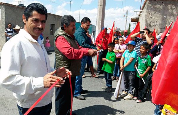 Inauguran calles pavimentadas en Loreto por gestión de Antorcha