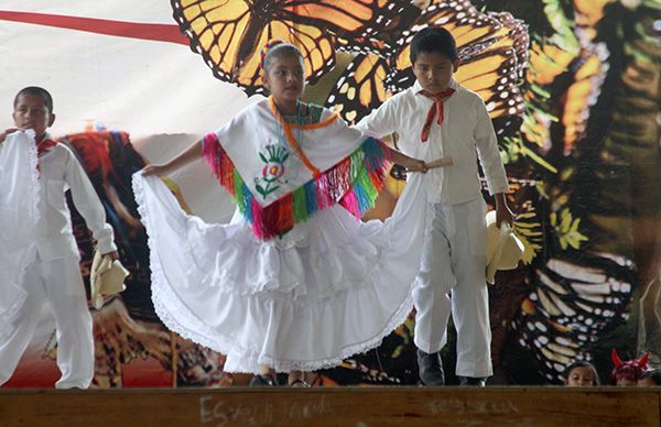 Reconocen logros de primaria huitzilteca