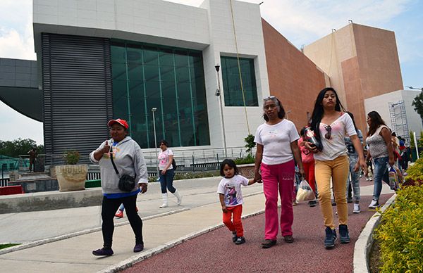 Continúan recorridos turísticos en Chimalhuacán