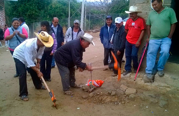 Tendrá calle pavimentada Texcalapa de Juárez