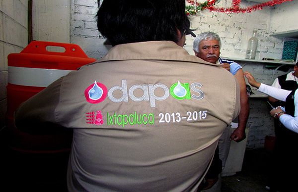 Vacunan a personal de ODAPAS y Residuos Sólidos de Ixtapaluca