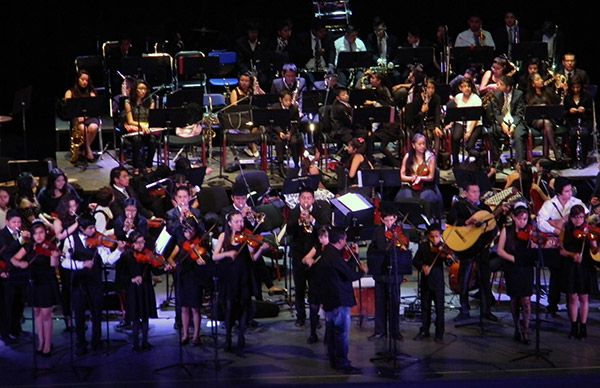 Debuta Mariachi infantil de Chimalhuacán