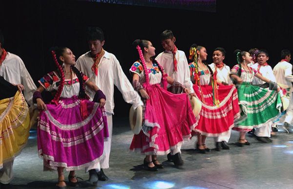 Participa Puebla en Semana Cultural de Chimalhuacán