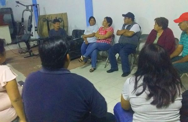 Piden vecinos de El Salvador apoyo de Antorcha
