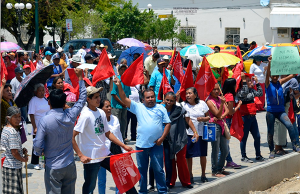 Antorcha acusa a edil de Acatlán de ladrón y mentiroso