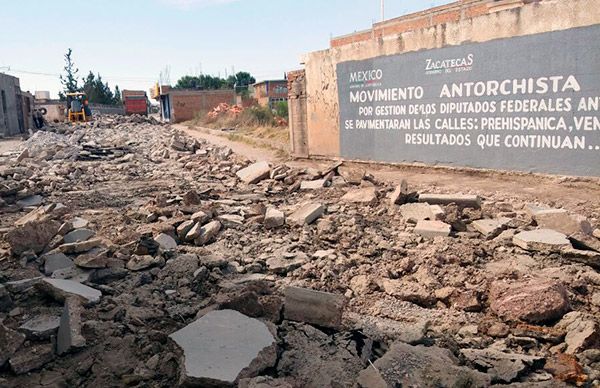 Antorcha logra pavimento  para tres calles en colonia Mesoamérica de Fresnillo