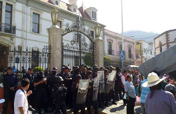 Alcalde de Pachuca ordena agresión y desalojo contra vecinos de colonias pobres