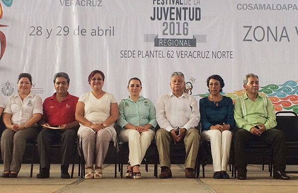 Escuela antorchista sede del festival de la juventud 2016