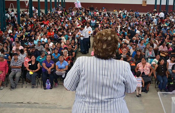 Celebra Antorcha el Día de las Madres en Atlixco