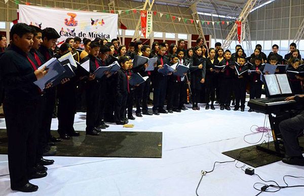 Asistirá orquesta infantil a la conferencia que impartirá Aquiles Córdova