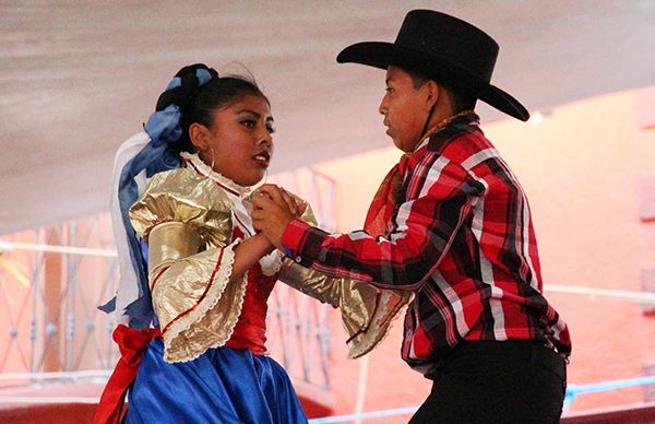 Reconocen labor de madres antorchistas