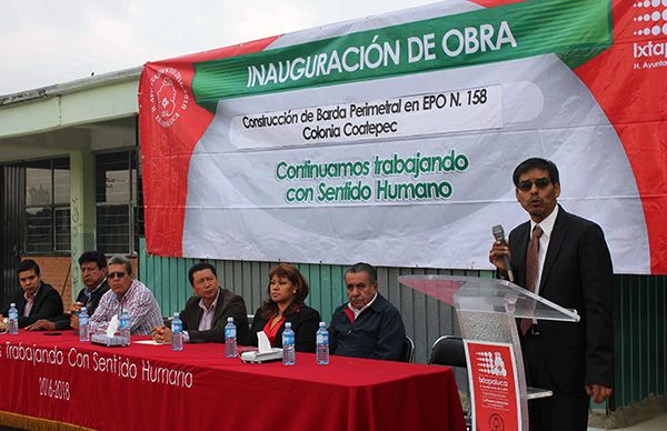 A punto de levantar bandera blanca en techumbres escolares