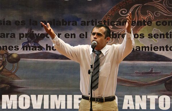  Antorcha rescata la poesía del abandono en la que se encuentra: Aguirre Enríquez