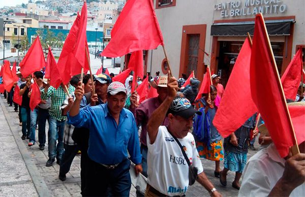 Dos semanas en plantón;  Antorchistas de Tenango se suman a las jornadas de lucha